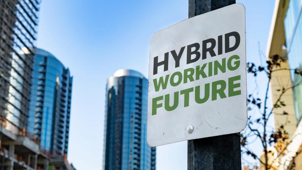Hybrid working and the associated cybersecurity risks